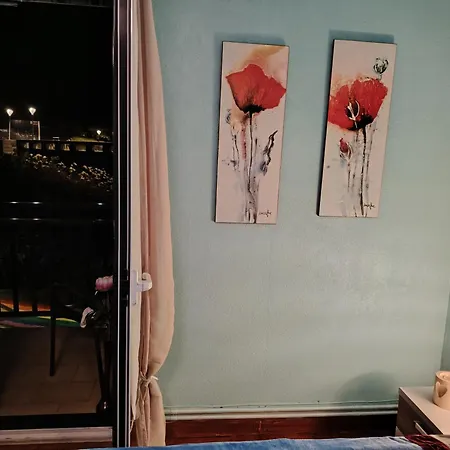 Homestay Habitacion Individual Deluxe En Piso Compartido En