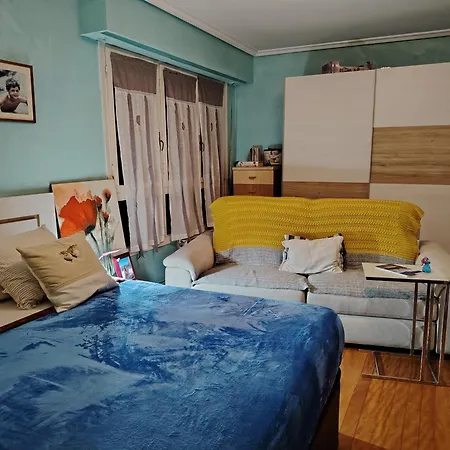 Homestay Habitacion Individual Deluxe En Piso Compartido En
